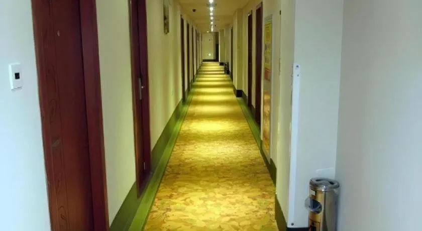 GreenTree Inn Suzhou Shengze Hotel