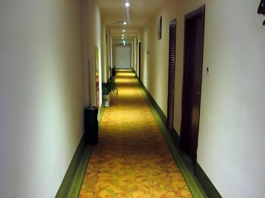 GreenTree Inn Suzhou Shengze Hotel