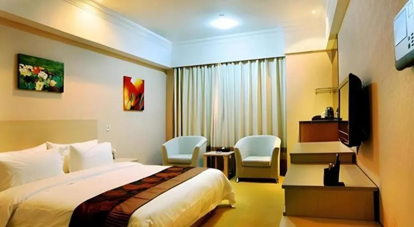 Bed in Ningbo ShouNan Hotel