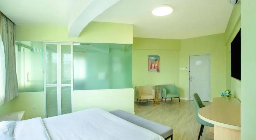 Bed in Super 8 Hotel Chengde Imperial Summer Resort