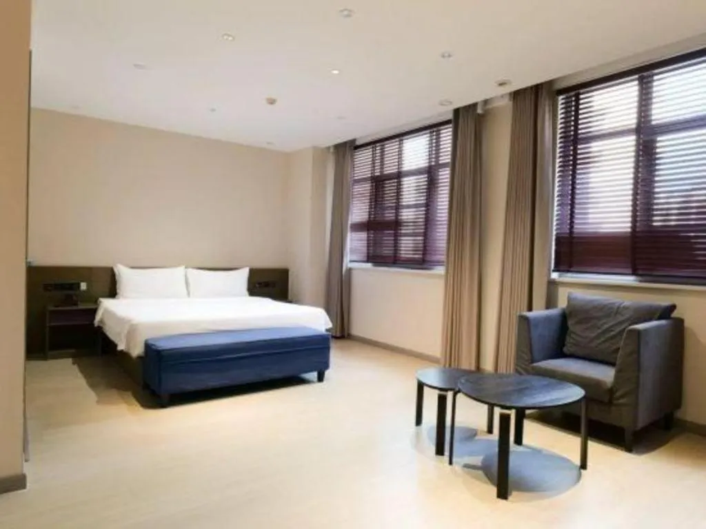 Bed in ibis Styles Wuhan Optics Valley Square Hotel