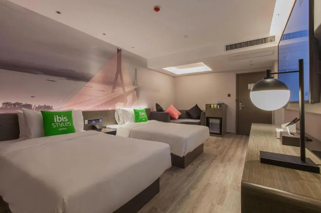 Bed in ibis Styles Wuhan Optics Valley Square Hotel