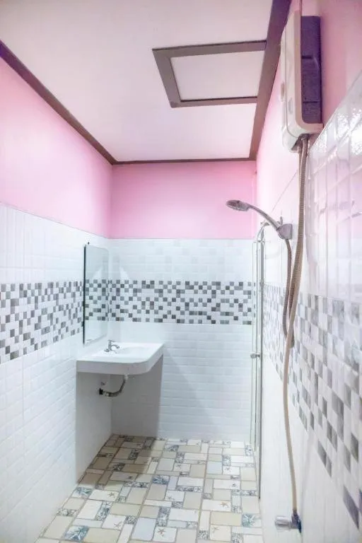 OYO 797 Pink House Bungalow