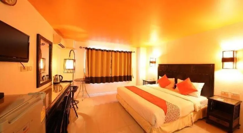 Bed in Patong Station House