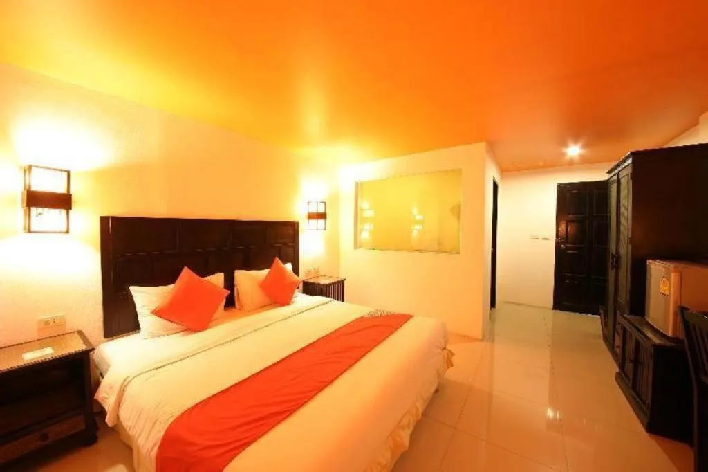 Bed in Patong Station House