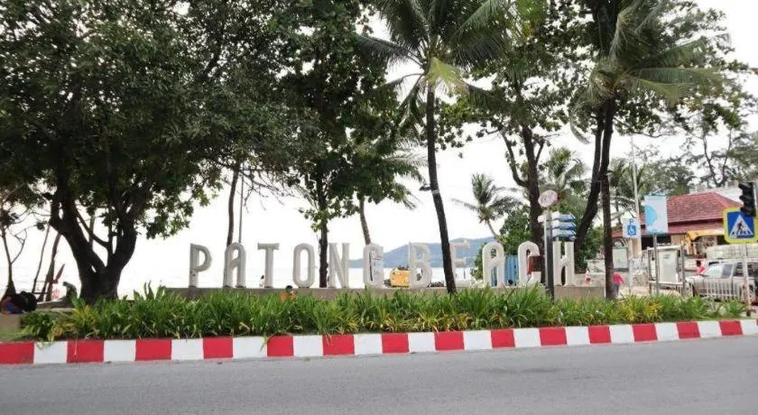 OYO 232 Patong City Hometel