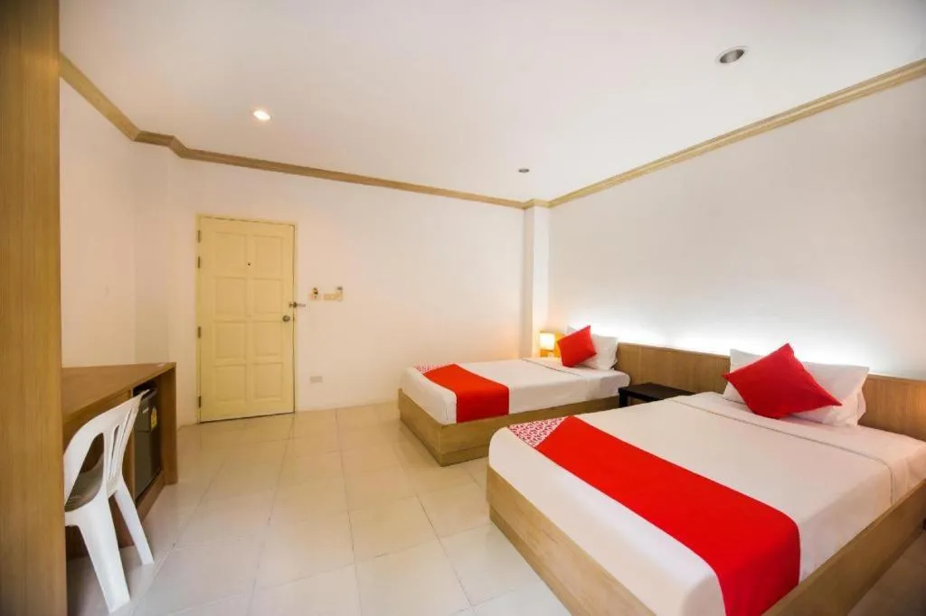 Bed in OYO 232 Patong City Hometel