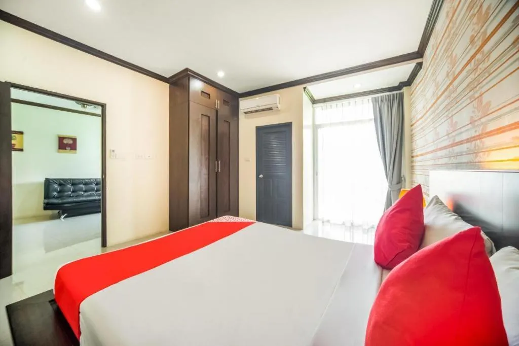 Bed in OYO 232 Patong City Hometel
