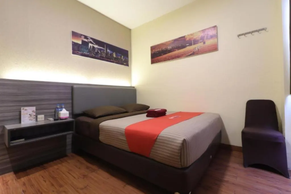 Bed in City Icon Residence