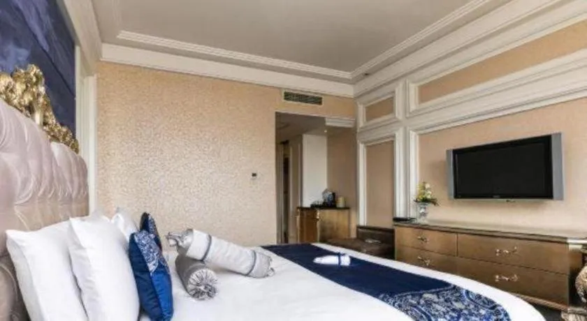 Bed in Hohhot Inner Mongolia Hotel