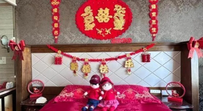 Bed in Hohhot Inner Mongolia Hotel