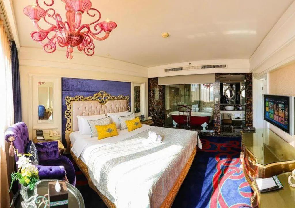 Bed in Hohhot Inner Mongolia Hotel