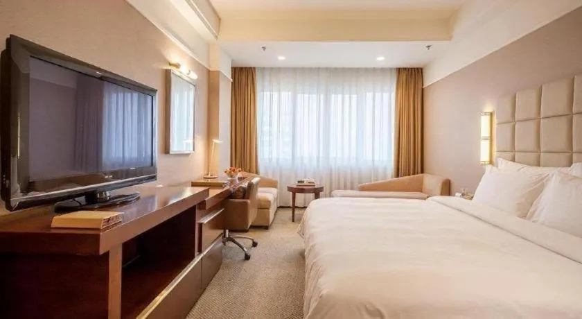 Bed in Best Western Plus Fuzhou Fortune Hotel