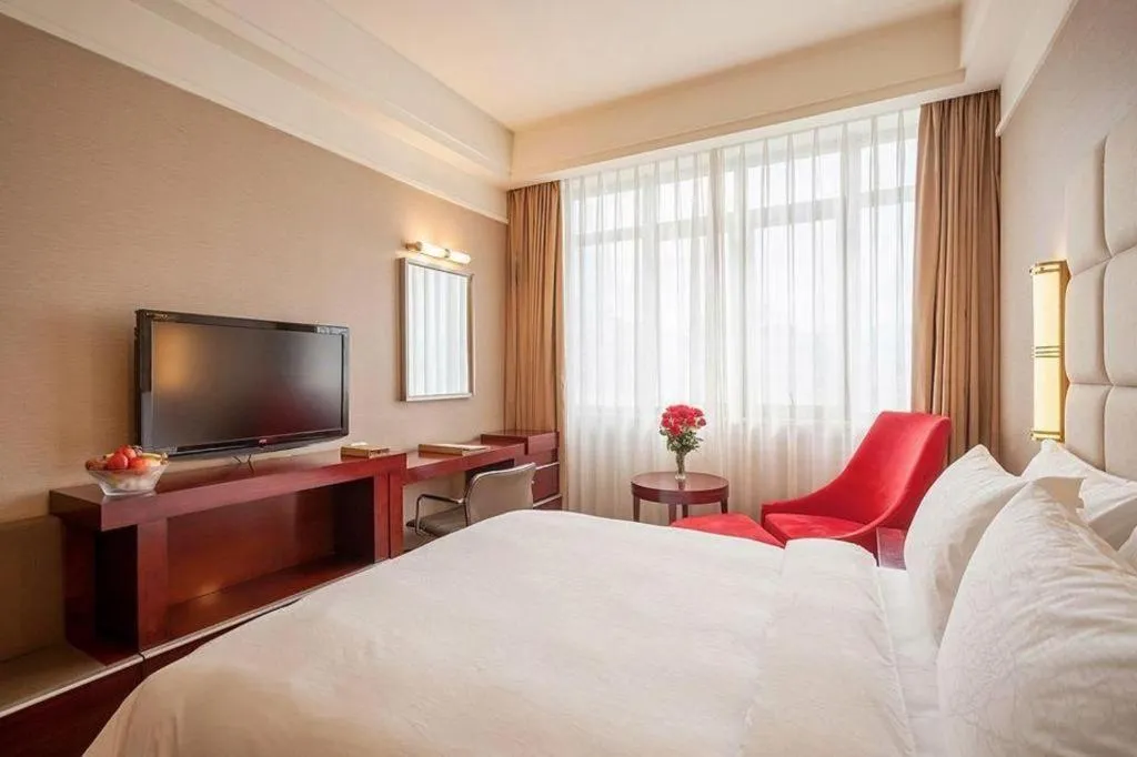 Bed in Best Western Plus Fuzhou Fortune Hotel
