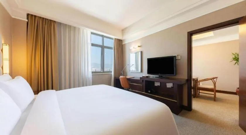 Bed in Best Western Plus Fuzhou Fortune Hotel