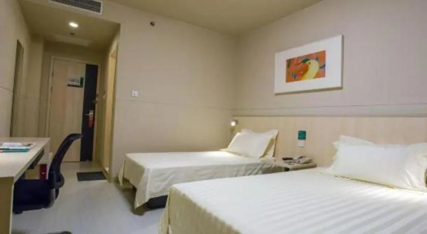 Bed in Jinjiang Inn Tianjin South Station