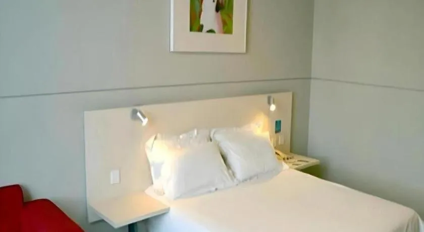 Bed in Jinjiang Inn Jinan Shimao Kuanhouli Quancheng Road