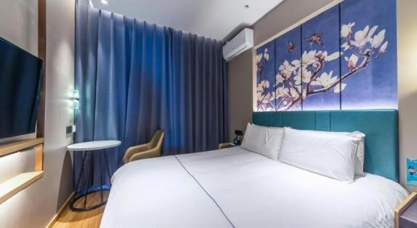 Bed in Jinjiang Inn Jinan Shimao Kuanhouli Quancheng Road