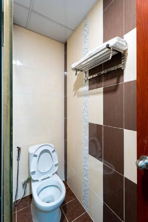 Tuan Viet Hotel Dinh Tien Hoang