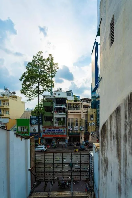 Tuan Viet Hotel Dinh Tien Hoang