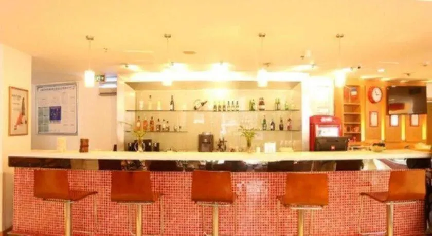 Ibis Chengdu Yongfeng Hotel