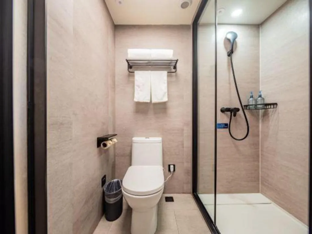 Ibis Chengdu Yongfeng Hotel