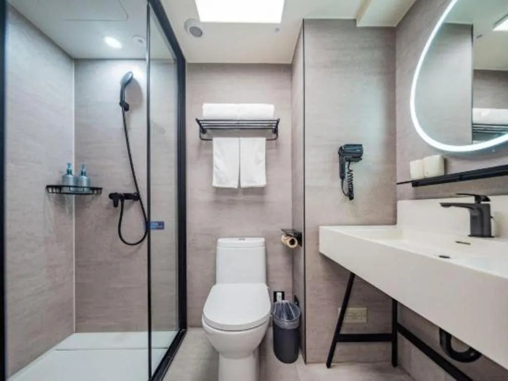 Ibis Chengdu Yongfeng Hotel