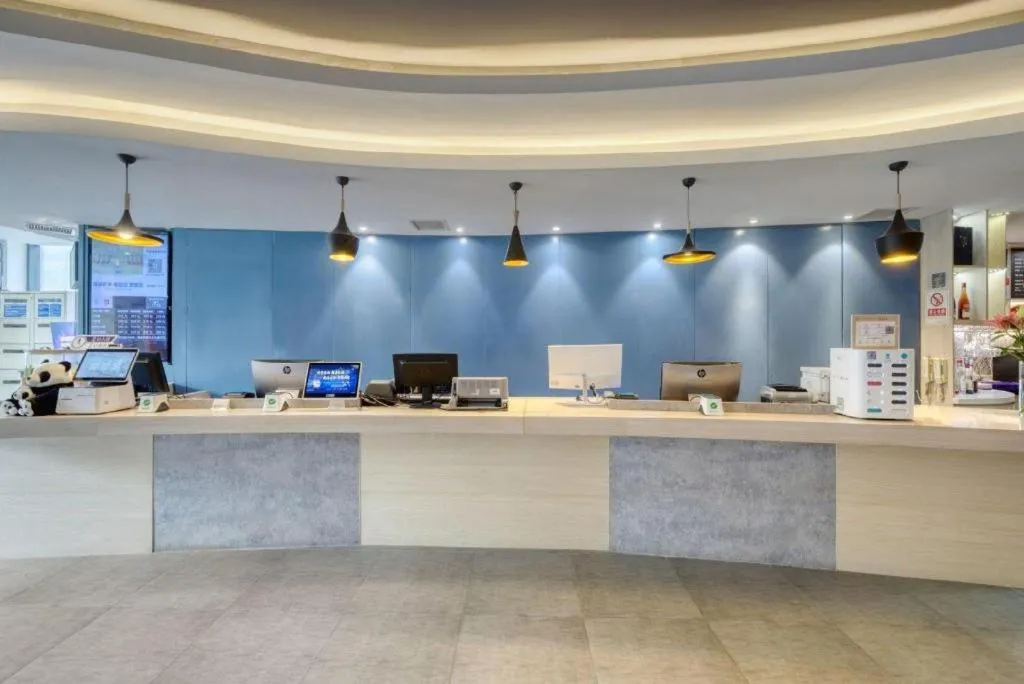 Ibis Chengdu Kehua Hotel