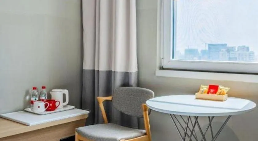 Ibis Chengdu Kehua Hotel