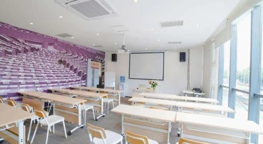 Ibis Chengdu Kehua Hotel