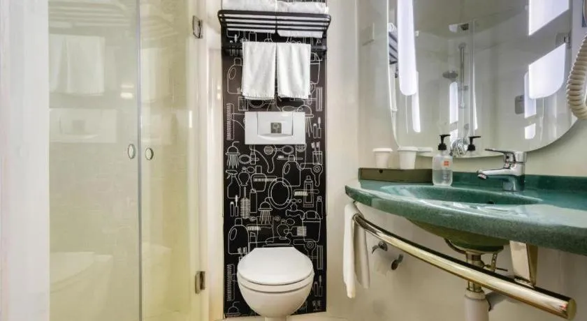 Ibis Chengdu Kehua Hotel