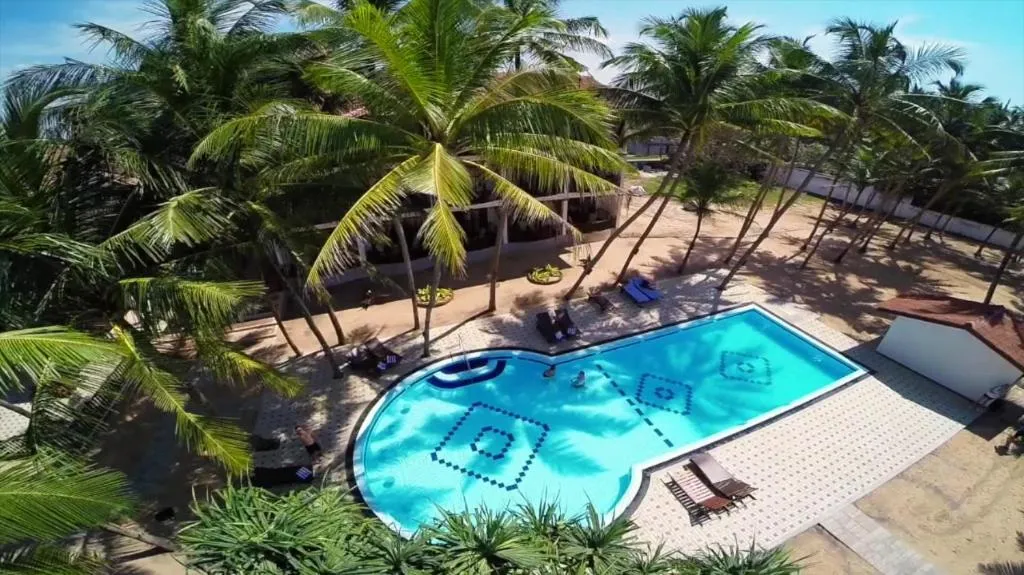 Whispering Palms Hotel