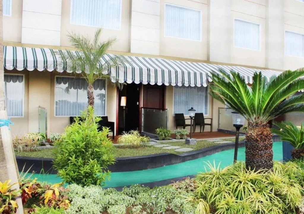 Grand Qin Hotel Syariah