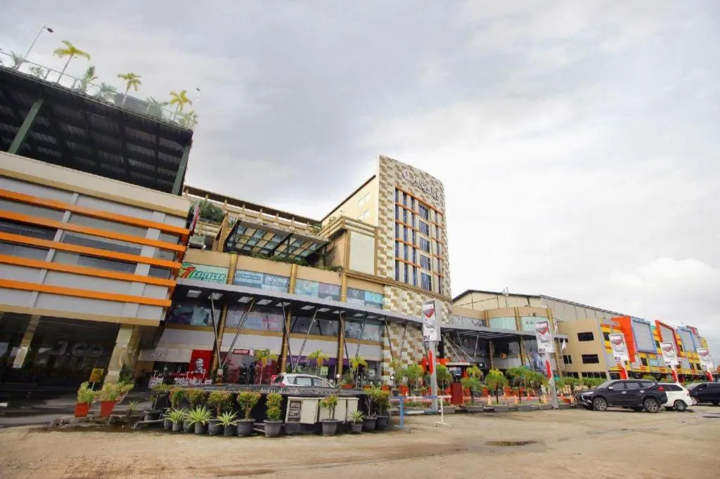 Grand Qin Hotel Syariah