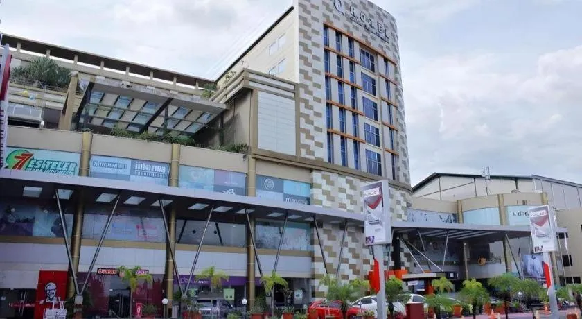 Grand Qin Hotel Syariah