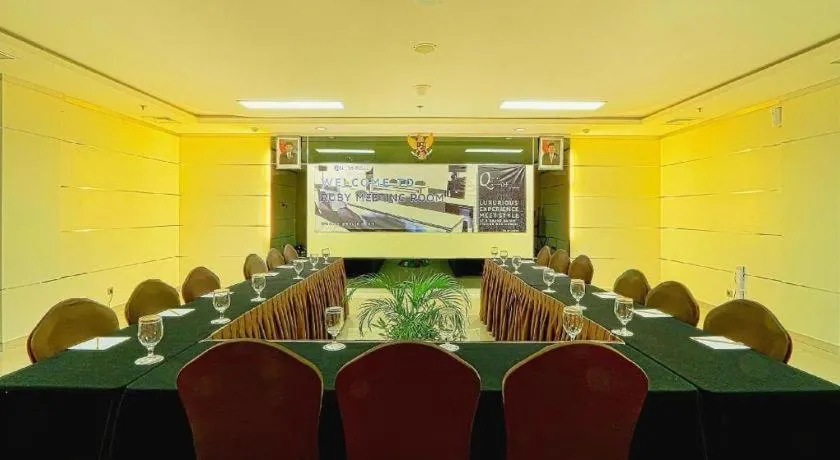 Grand Qin Hotel Syariah