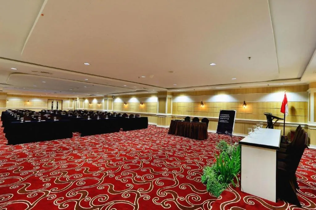 Grand Qin Hotel Syariah
