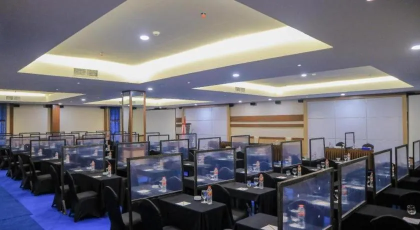 Grand Qin Hotel Syariah