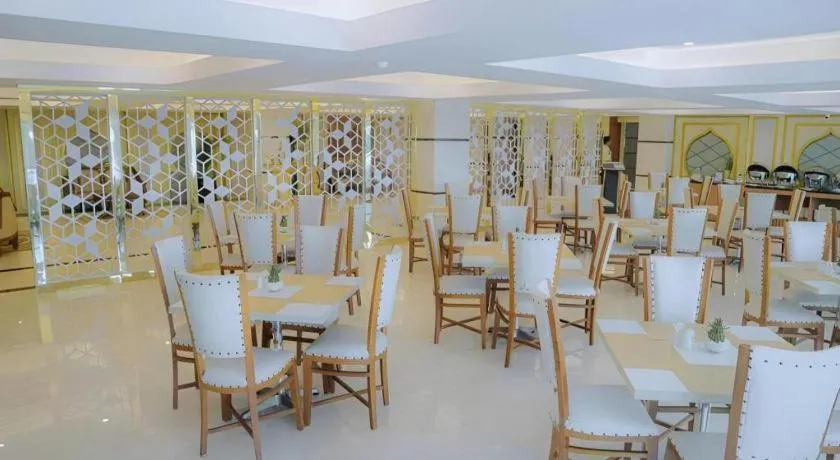 Grand Qin Hotel Syariah