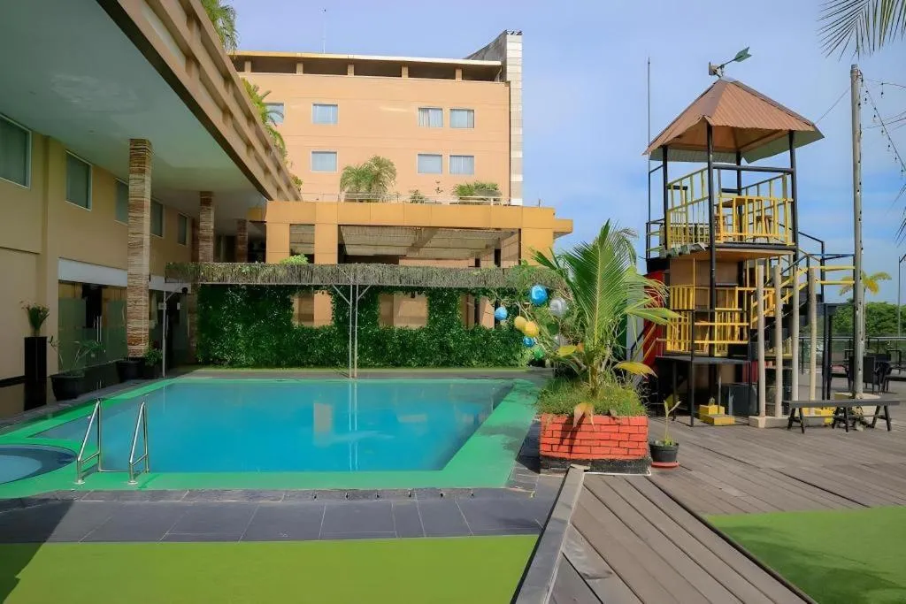 Grand Qin Hotel Syariah