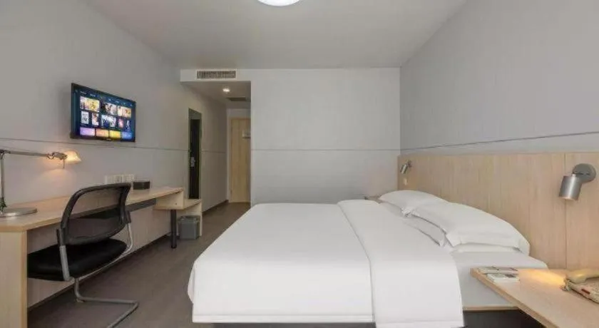 Bed in Jinjiang Inn Pingyao Branch