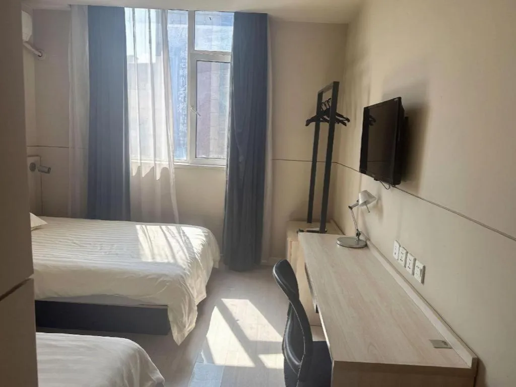 Bed in Jinjiang Inn Pingyao Branch