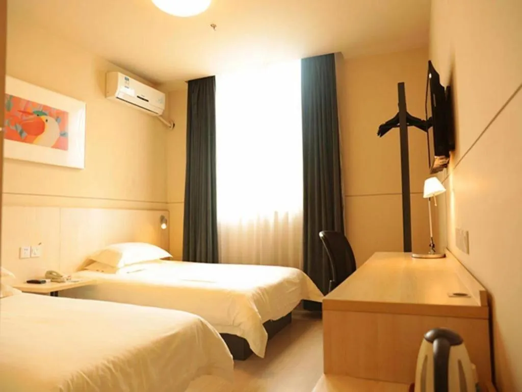 Bed in Jinjiang Inn Pingyao Branch