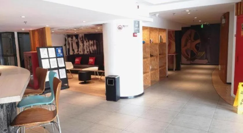 Hanting Hotel Wuxi Taihu Lake Plaza Branch