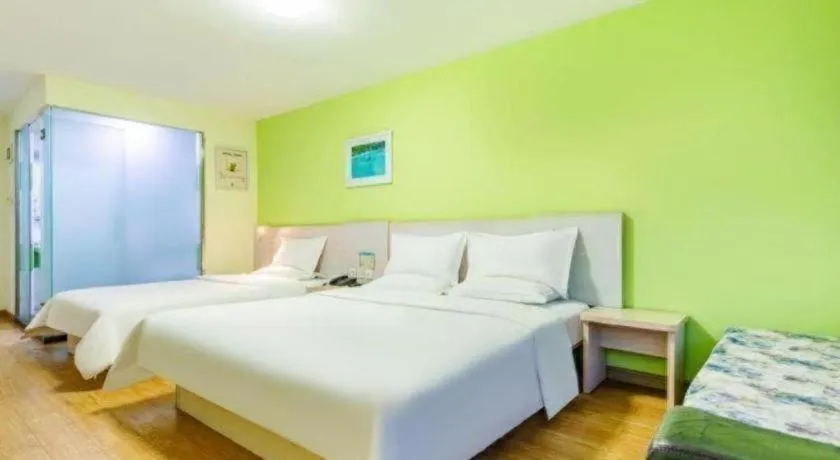 Bed in 7 Days Inn Tianjin Development Zone 3rd Street Wanli