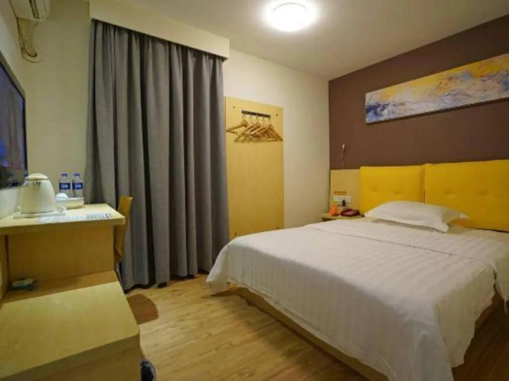 Bed in 7 Days Inn Chaozhou Chaofeng Road Bus Station