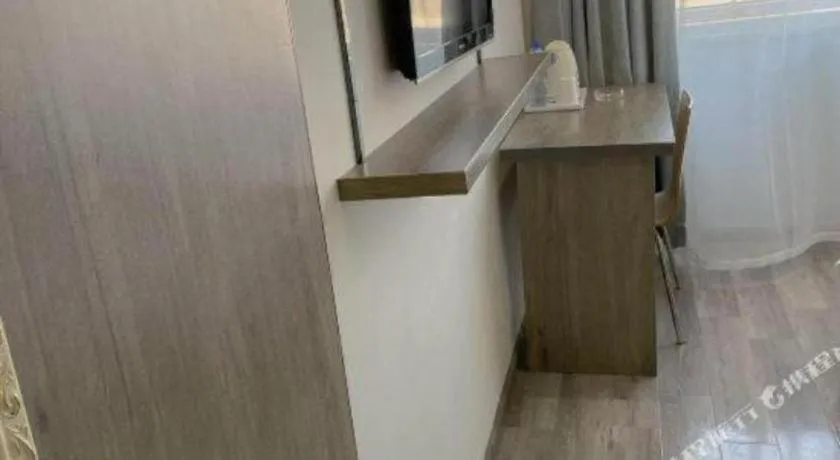 7 Days Inn Luzhou Commercial Pedestrian Street Center