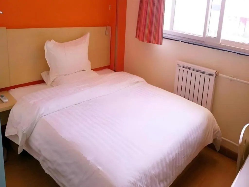 Bed in 7 Days Inn Luzhou Commercial Pedestrian Street Center