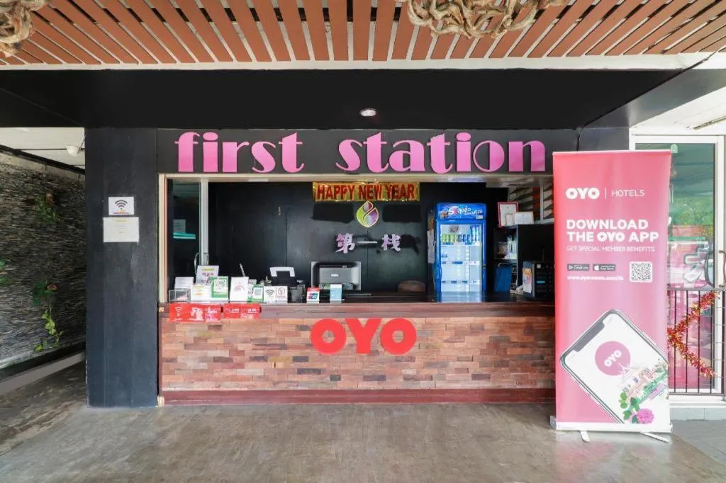OYO 768 First Station Hotel