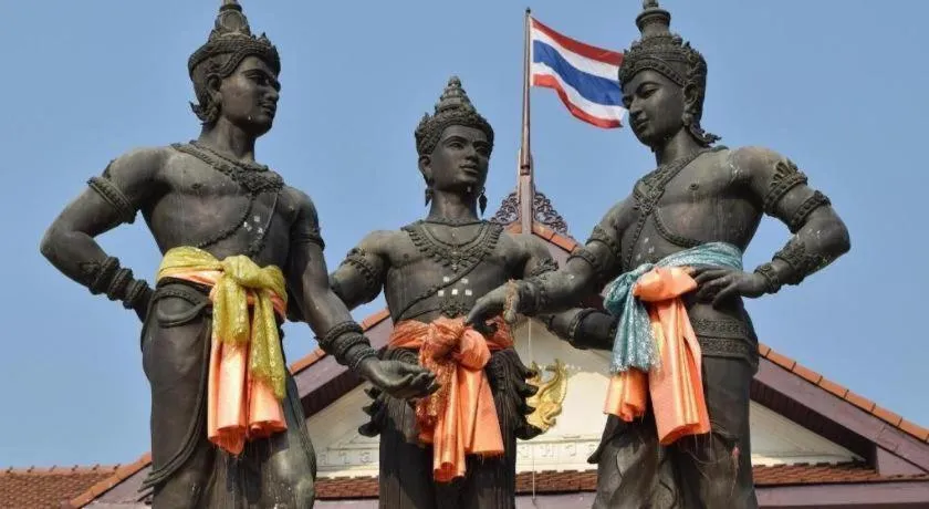 OYO 768 First Station Hotel